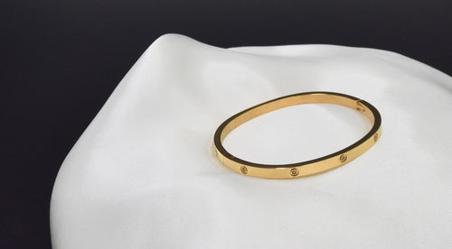 AMORCITO BANGLE