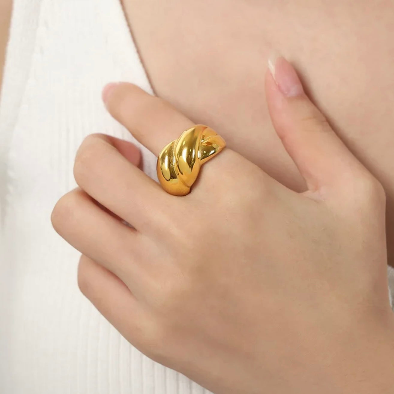 ROBUSTO CURVE RING