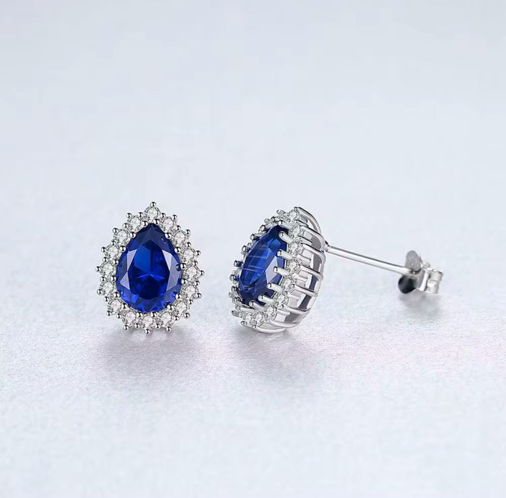 WATER DROP EARRING